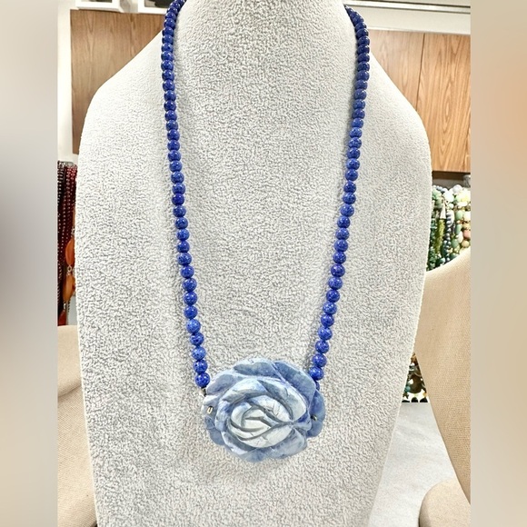 Jewelry - Vintage Carved Rose Sodalite Blue Pendant Lapis Lazuli Beaded Necklace